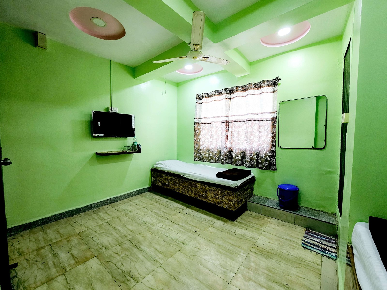 Clean Rooms at Sai Palace Lodge